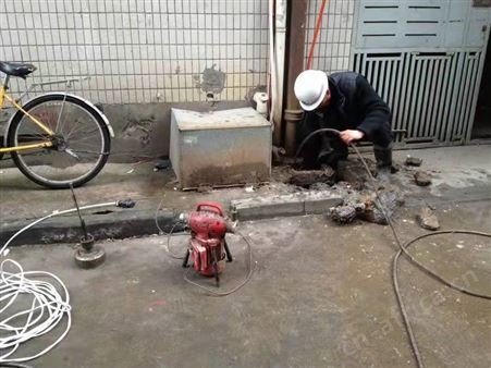 义乌通马桶 通厕所卫生间 义乌维修马桶 维修厕所24小时服务