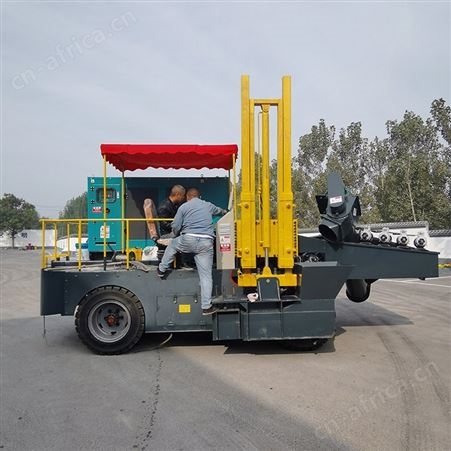 路缘石滑模机 全自动U型渠道成型机 1次完成施工速度快油耗少