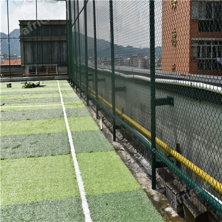笼式足球场围网建设 笼式足球场地报价 PE笼式足球标准型