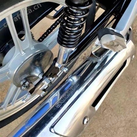 原装原版 铃木俊威GSX125 圆灯运动款 二手摩托车批发