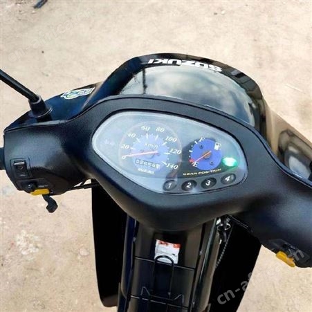 原装原版 铃木弯梁赛驰QS110 二手摩托车 精品 女士可骑