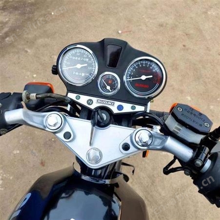 原装原版 铃木俊威GSX125 圆灯运动款 二手摩托车批发