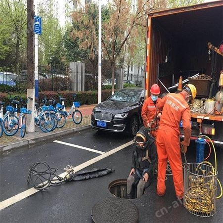 郑州清理化粪池就近安排 通洁市政 工业污水池清理 化粪池吸粪清淤