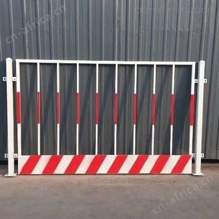 超铖 1.2米高*2宽米  施工临边防护护栏   基坑竖管防护护栏     有明显的警示提示作用;