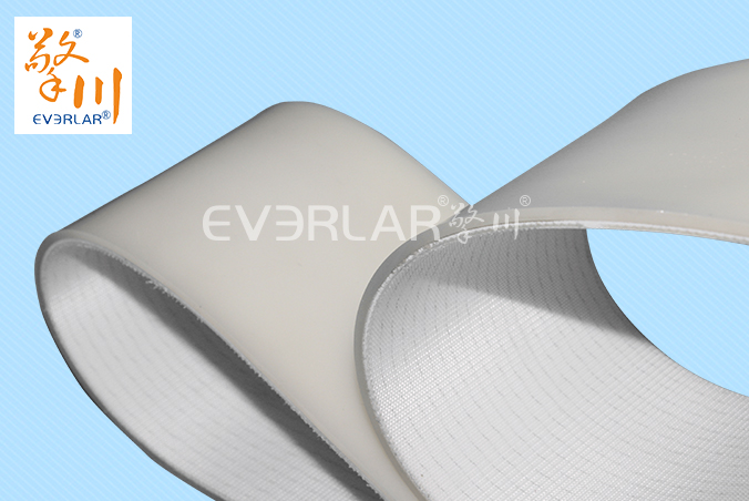 输送带粘料的原因及解决办法