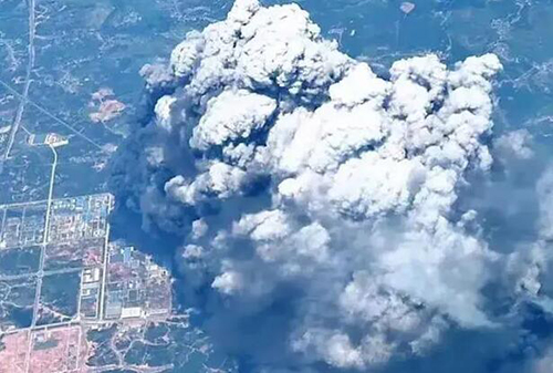 江西贵溪化工厂发生爆炸事故 江西贵溪化工厂发生爆炸事故